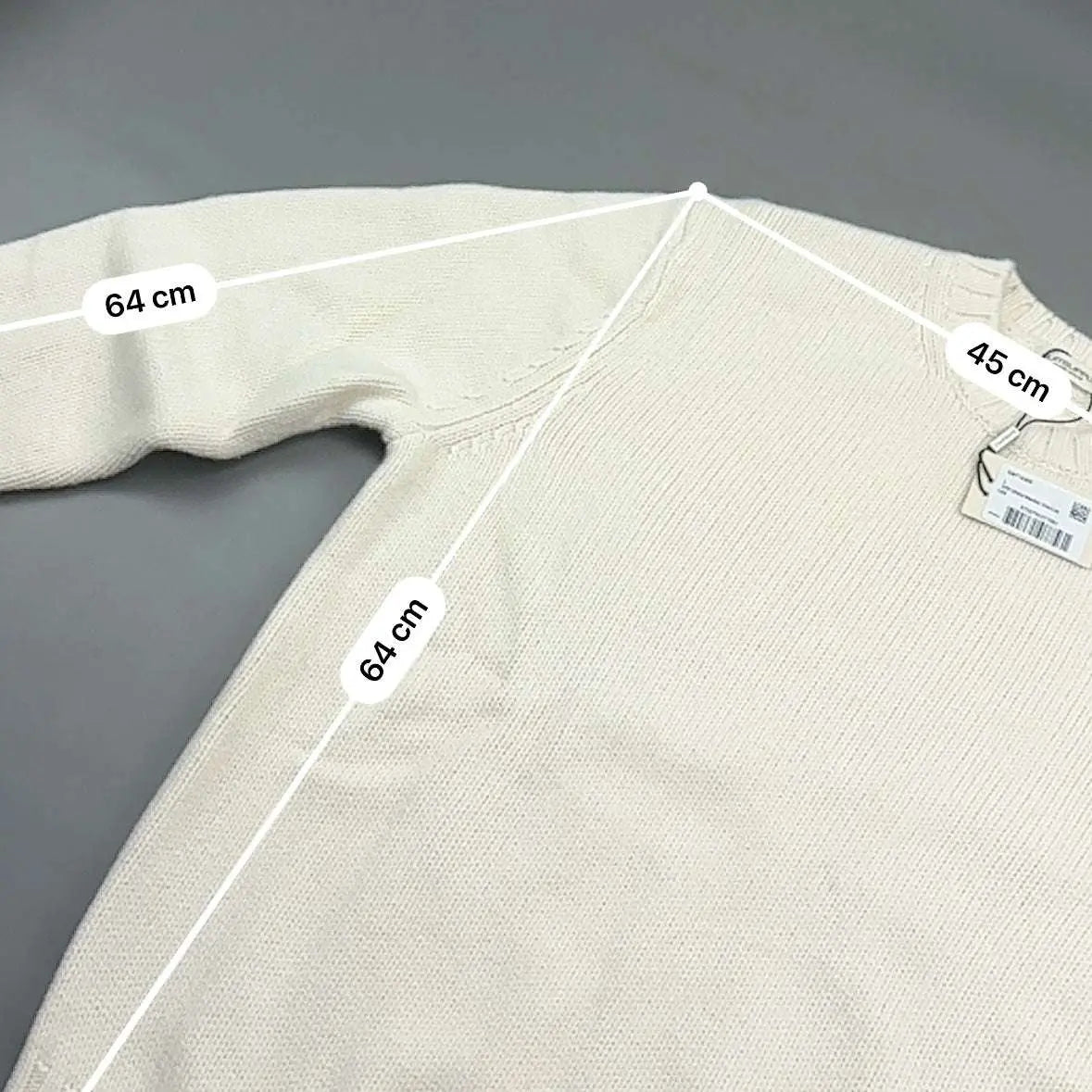 Beige Suitsupply Knitted Sweater - L - New With Tags - Revaleur