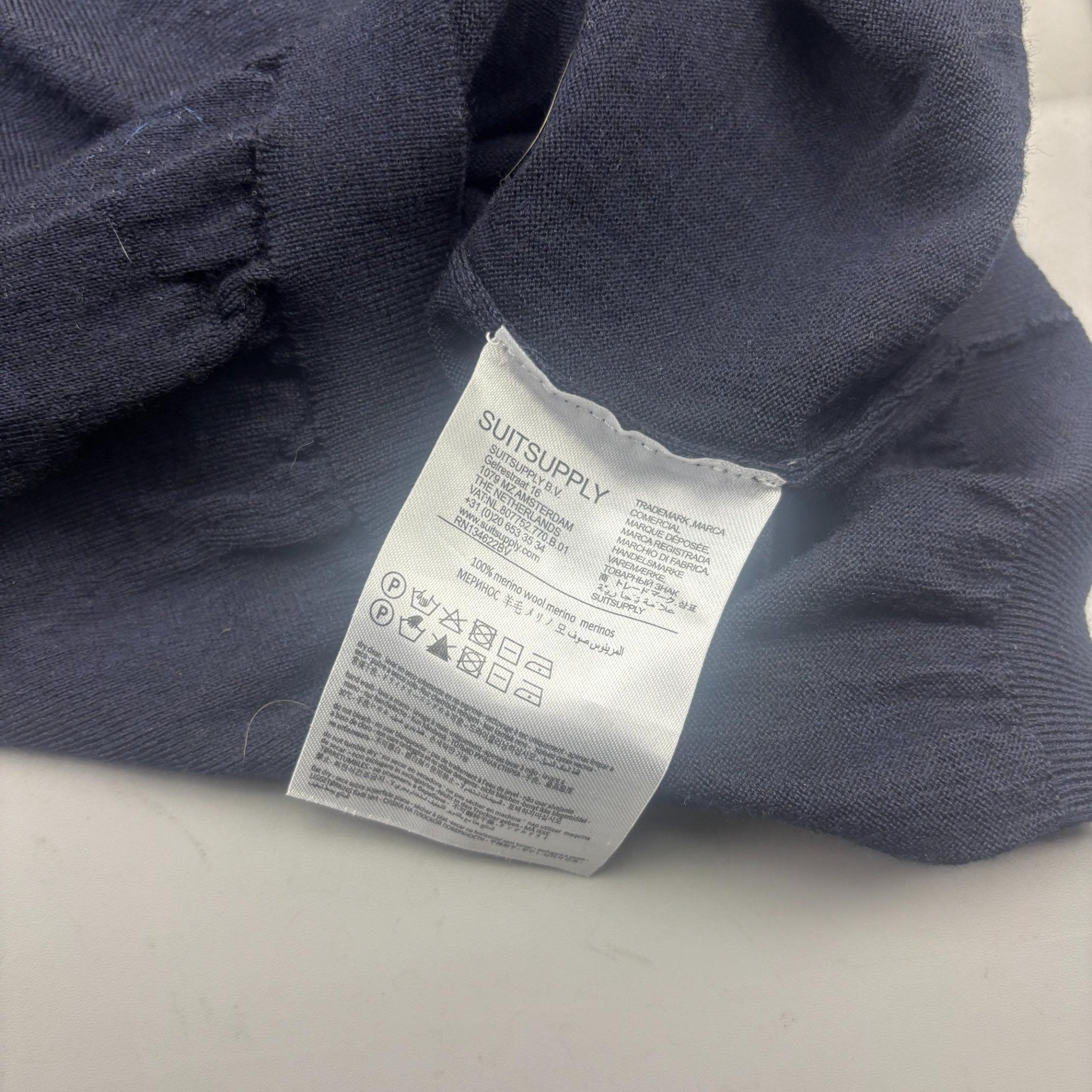 Blue Suitsupply Jumper - Men M - Very Good - Revaleur