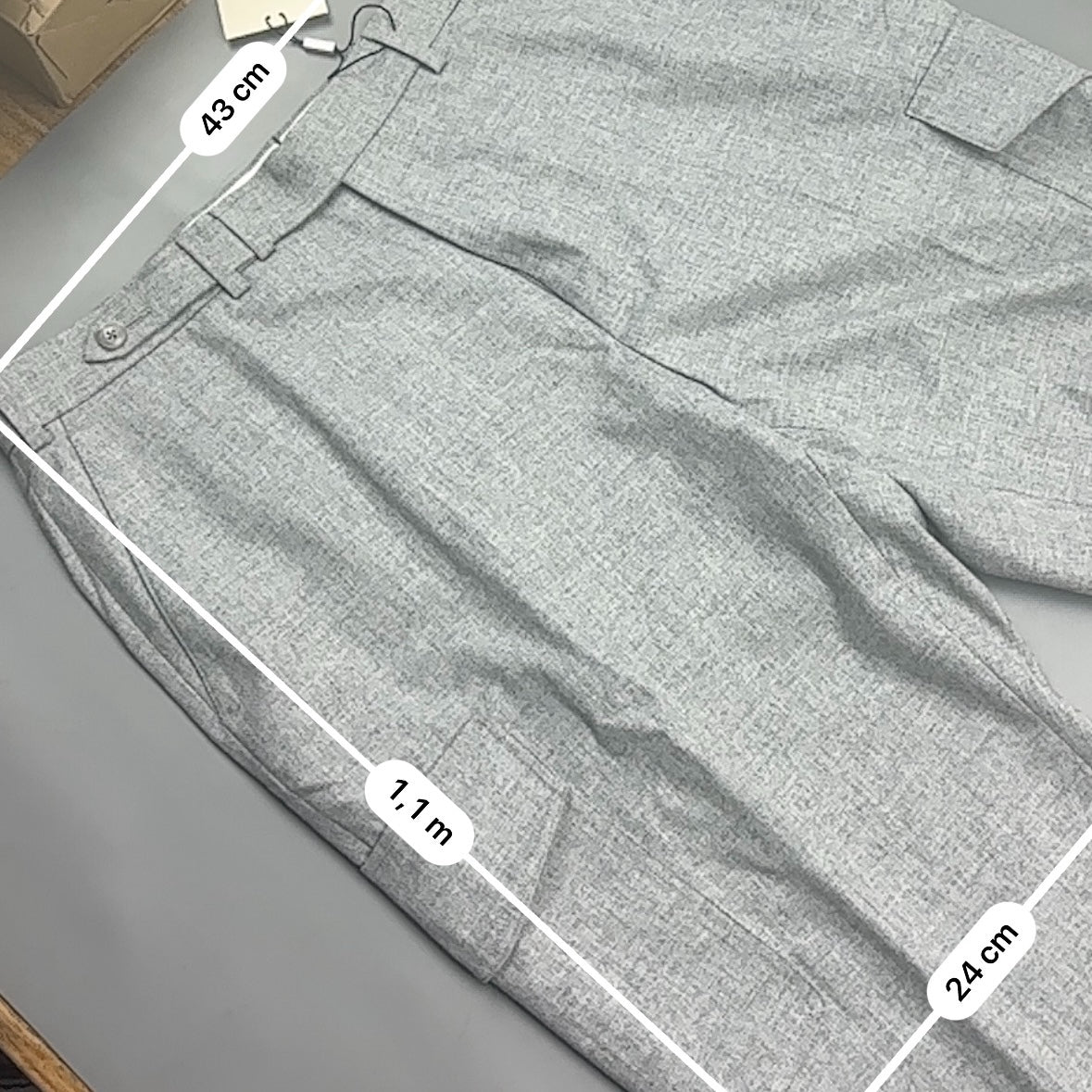 Grey Suitsupply Trousers - Men W36 - New With Tags - Revaleur