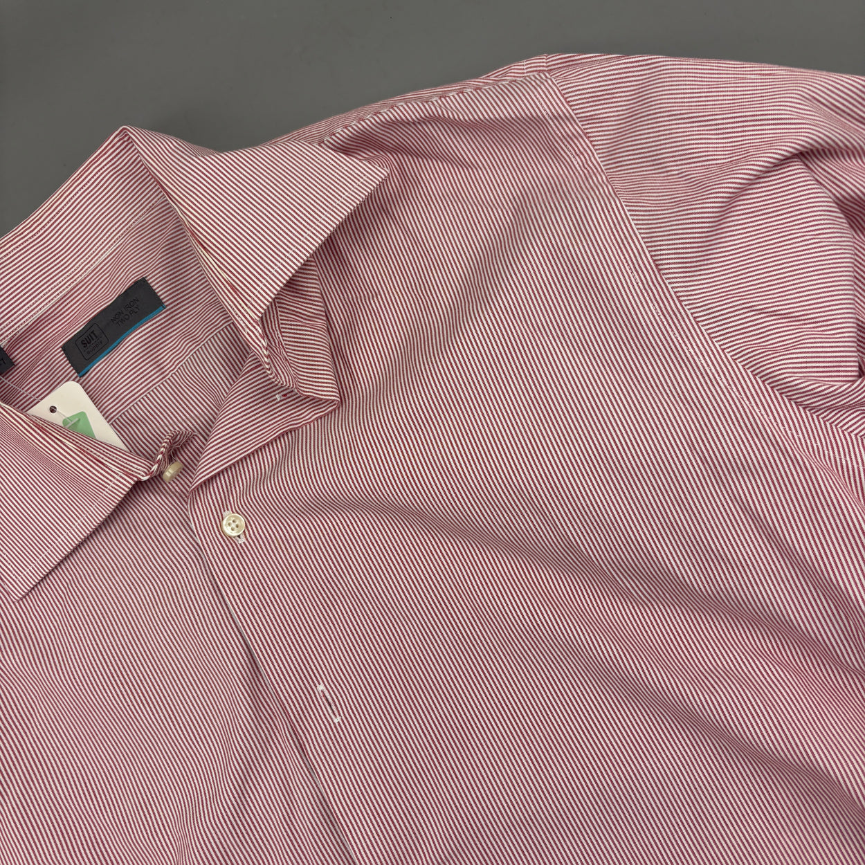 Red/White Suitsupply Shirt - Men 41 - Very Good