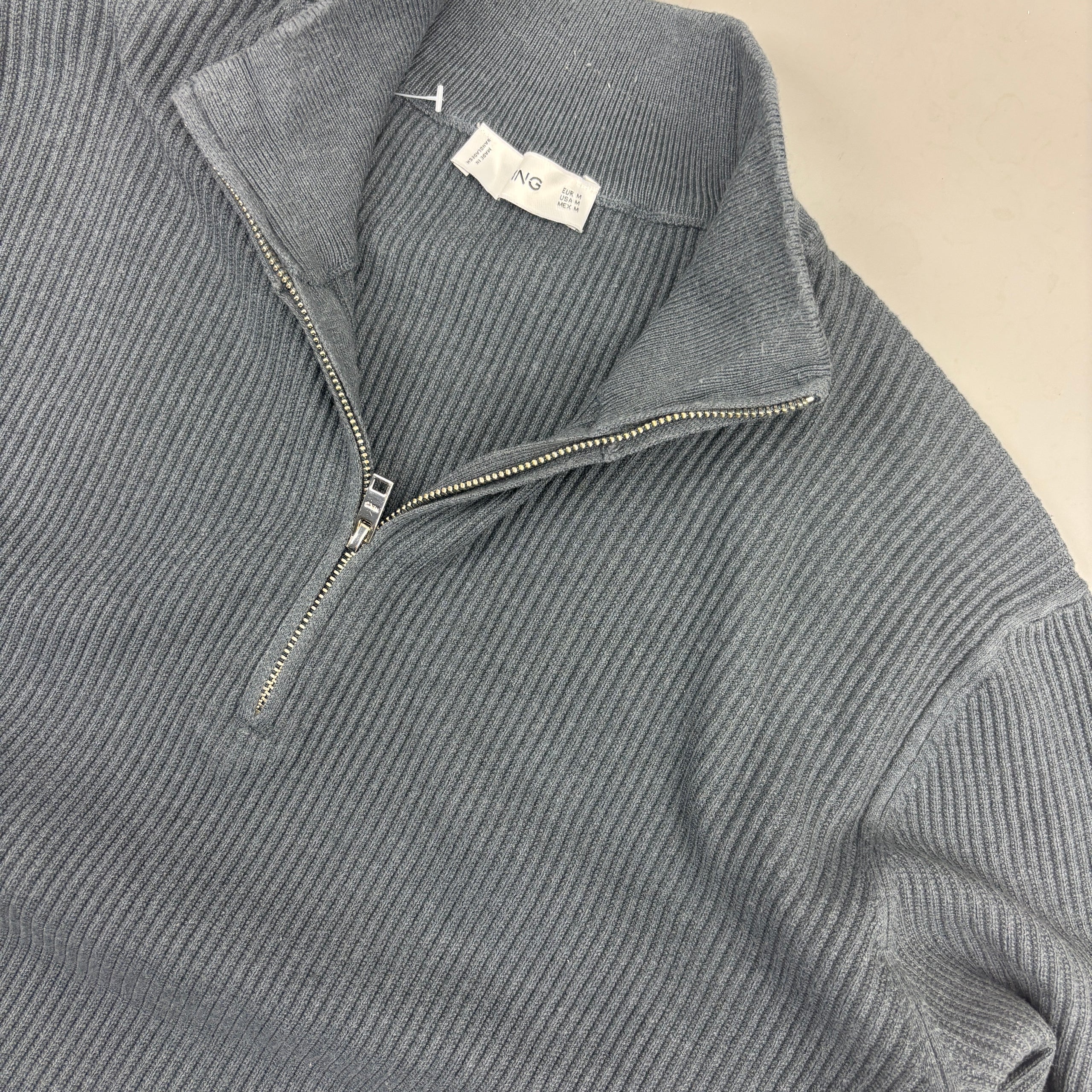 Grey Mango Half Zip - Men M - Very Good