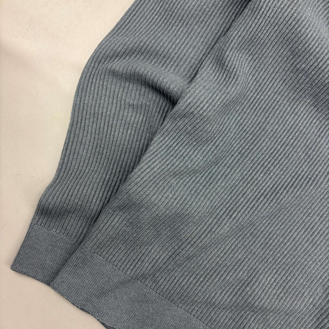 Grey Mango Half Zip - Men M - Very Good