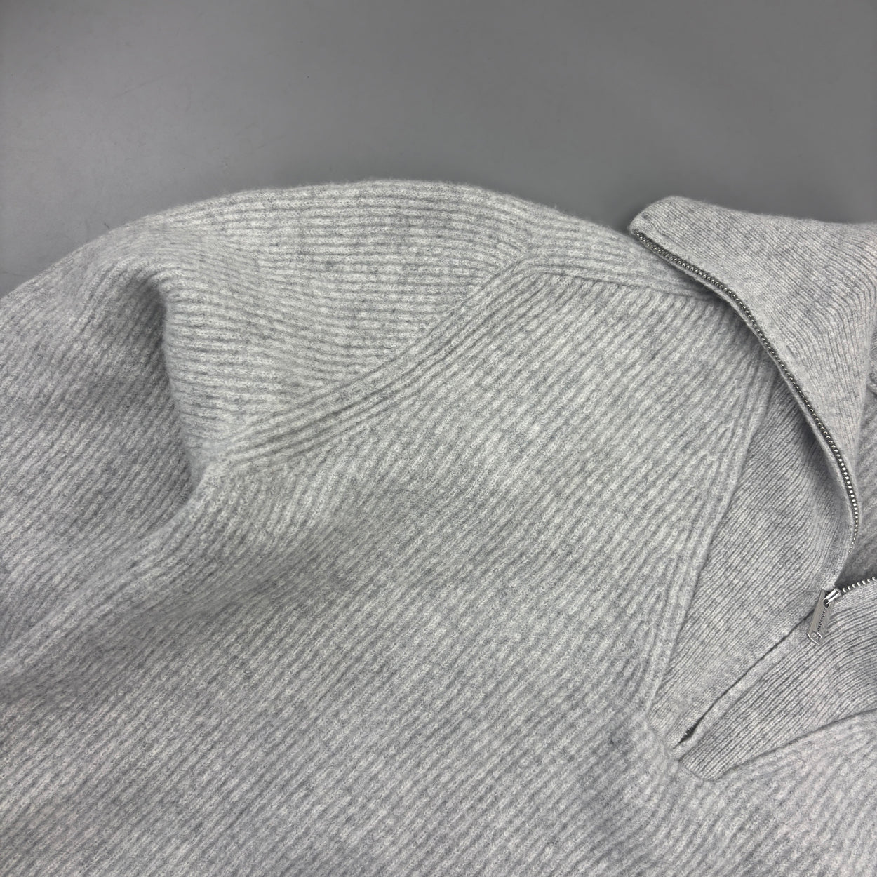 Grey Profuomo Half Zip - Men XS - Very Good