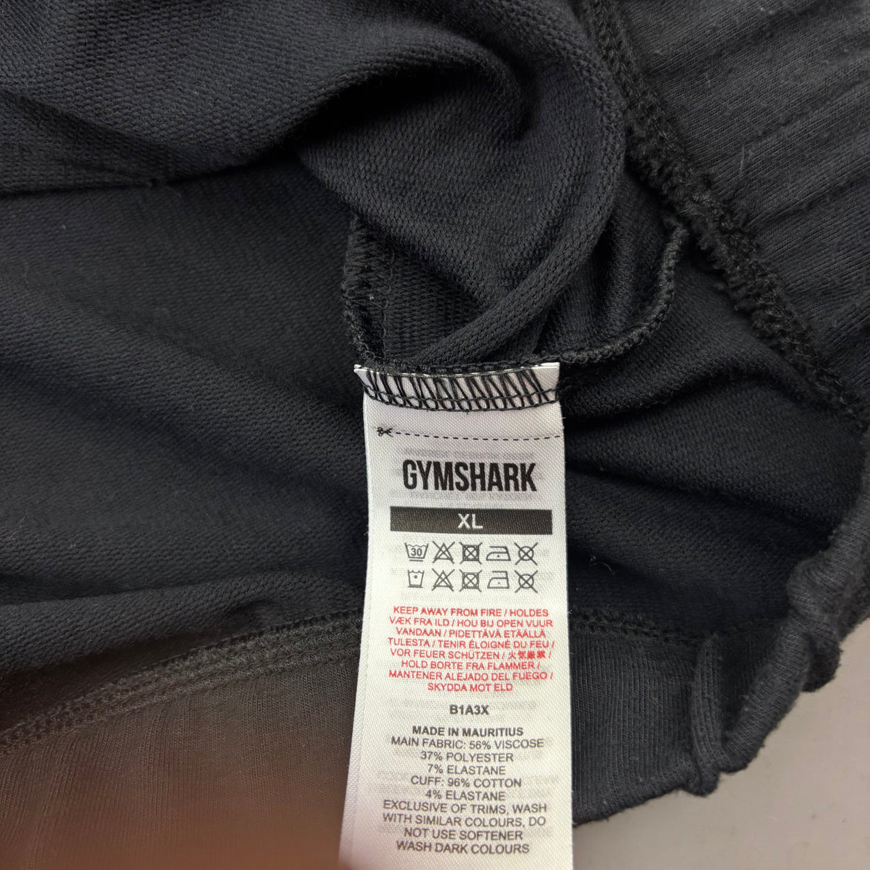 Black Gymshark Half Zip - Women XL - Very Good
