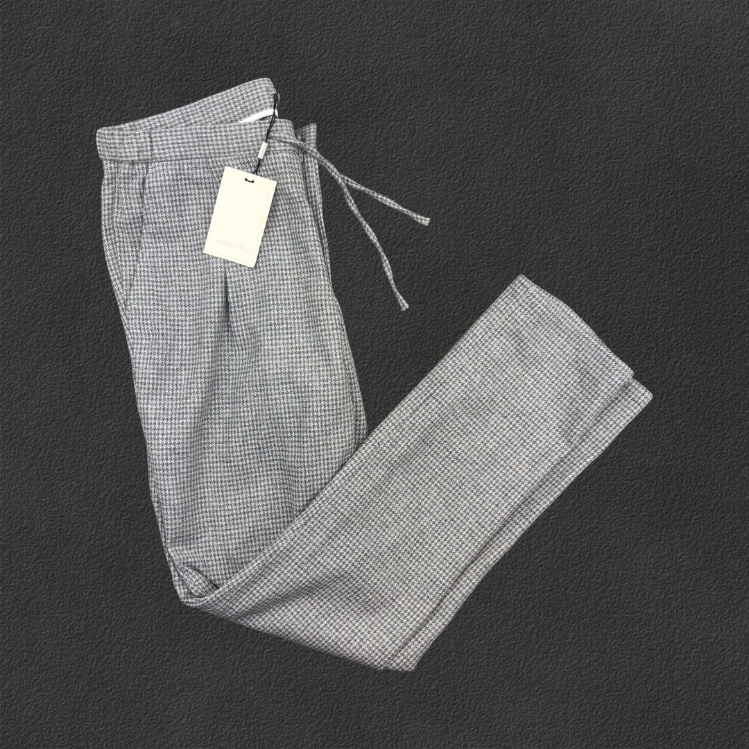 Grey Suitsupply Trousers - Men W36 - New With Tags
