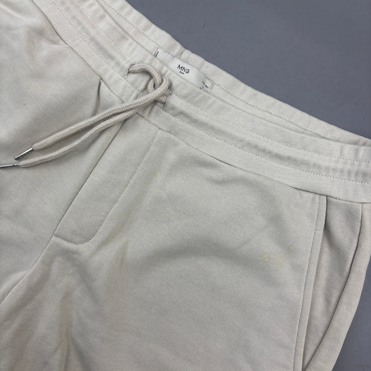 Beige Mango Shorts - Men XL - New - Revaleur