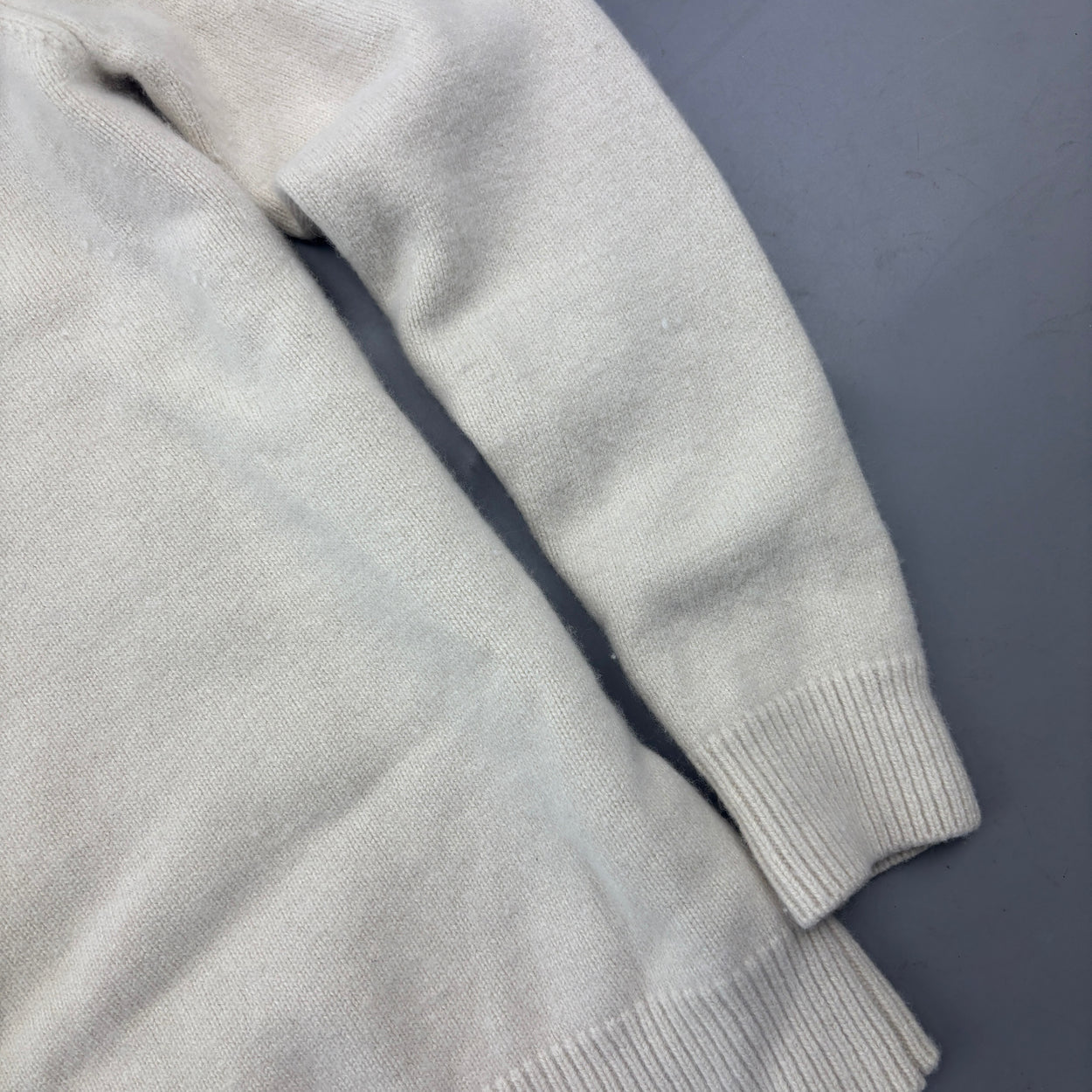 Beige Profuomo Turtleneck - Men S - Very Good - Revaleur