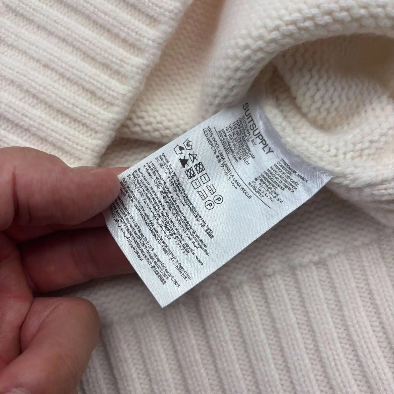 Beige Suitsupply Knitted Sweater - L - New With Tags - Revaleur