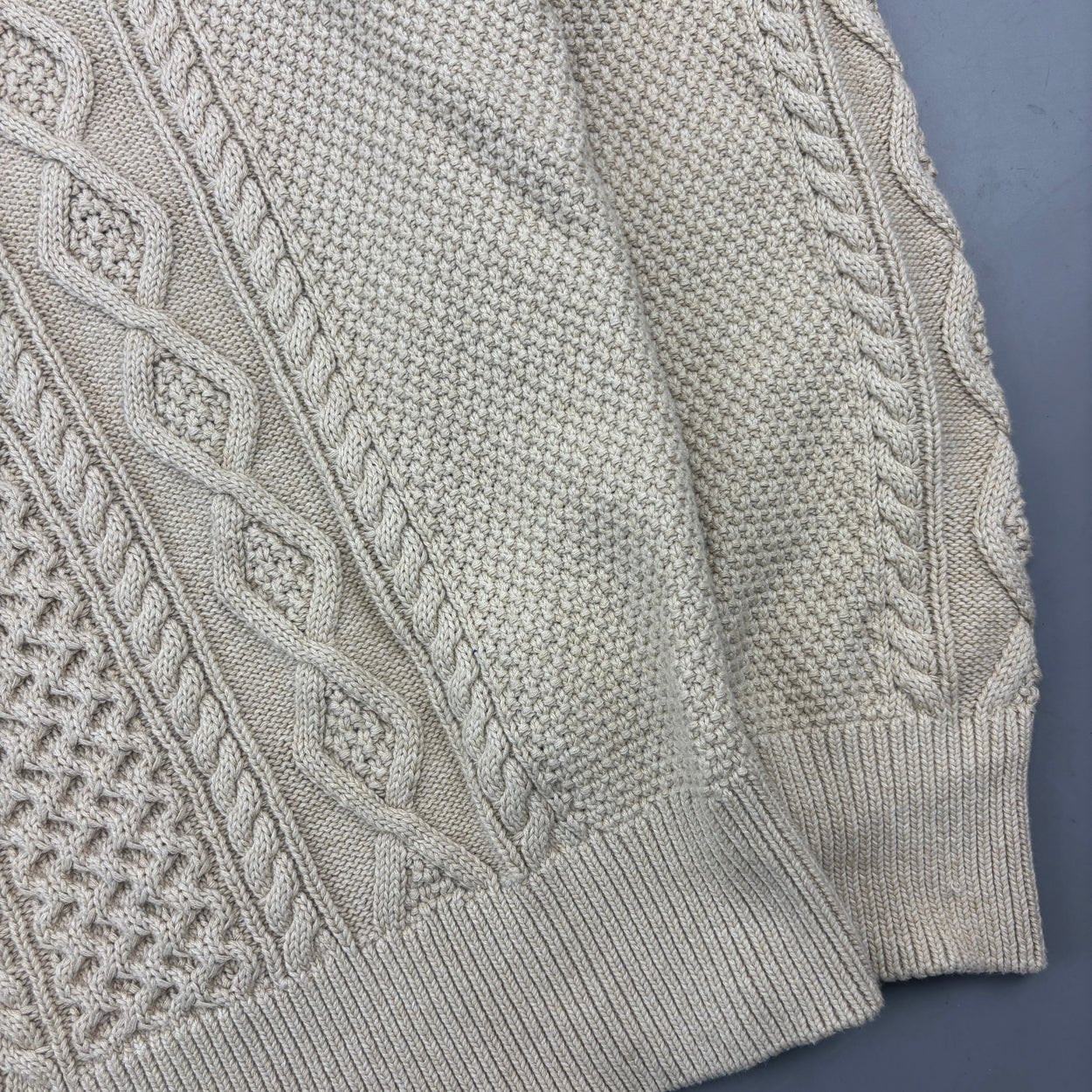 Beige Suitsupply Knitted Sweater - Men XL - New With Tags - Revaleur