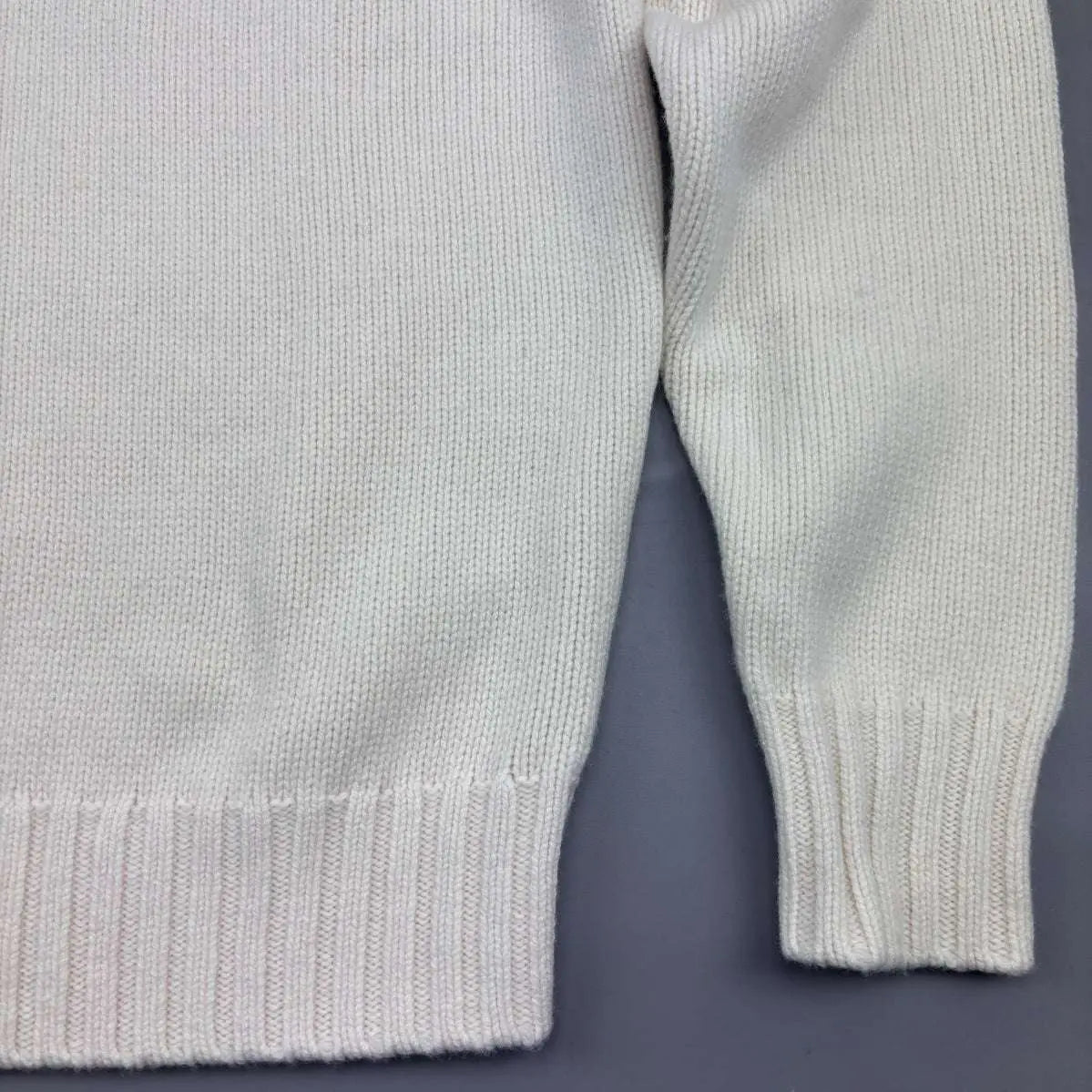 Beige Suitsupply Knitted Sweater - XL - New With Tags - Revaleur