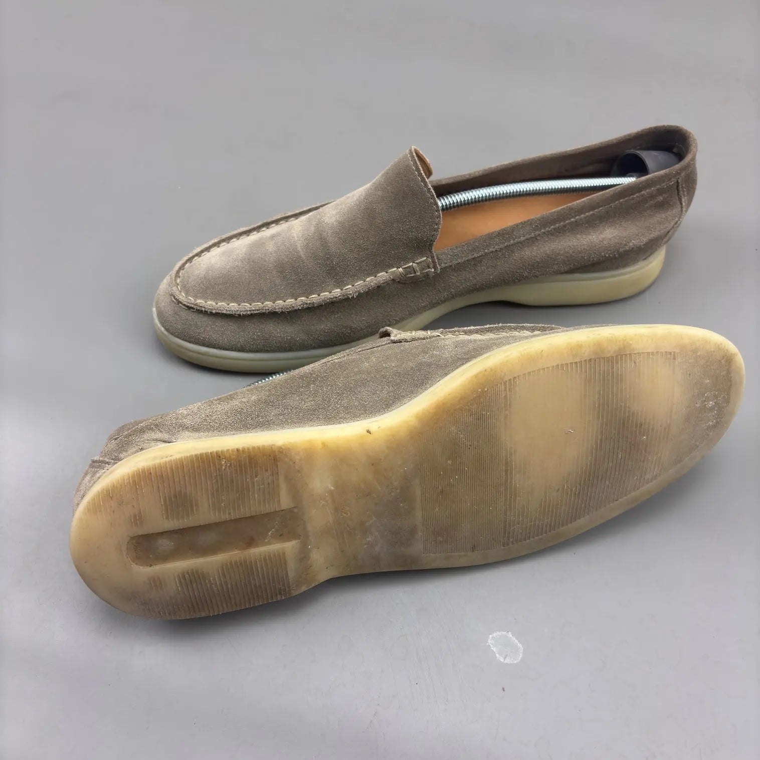 Beige Suitsupply Loafers - 42 - Excellent Condition - Revaleur