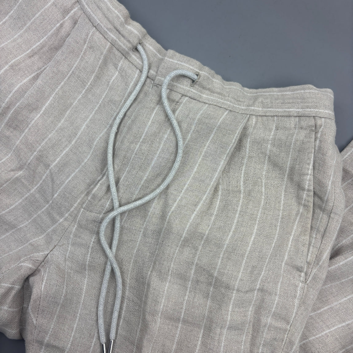 Beige Suitsupply Trousers - Men W34 - Very Good - Revaleur