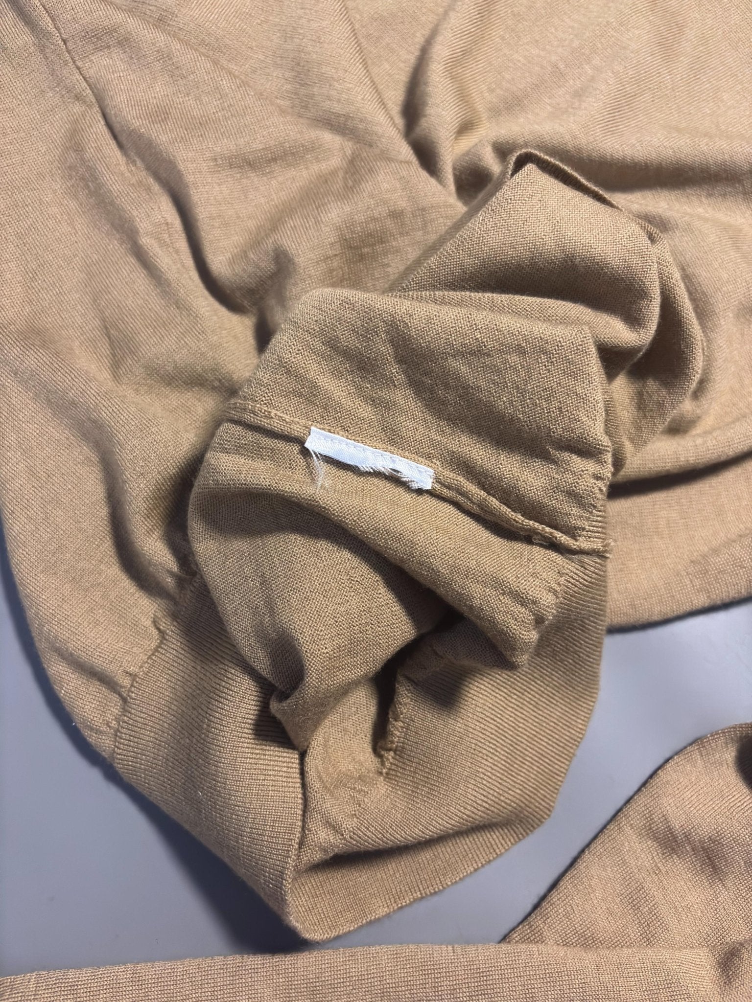 Beige Suitsupply Turtleneck Men - L - Excellent Condition - Revaleur