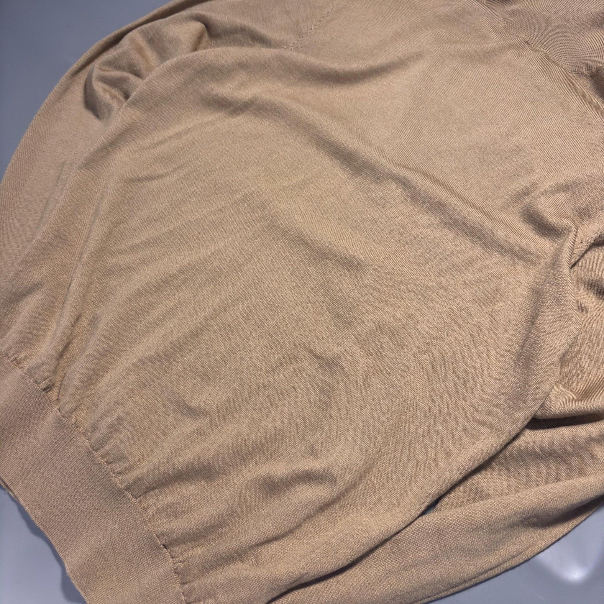 Beige Suitsupply Turtleneck Men - L - Excellent Condition - Revaleur