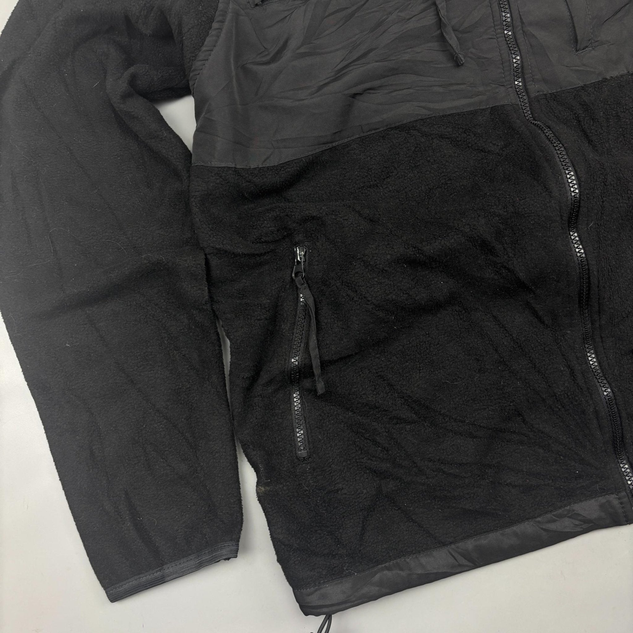 Black Polo Assassin Fleece Jacket - Men XL - Very Good - Revaleur