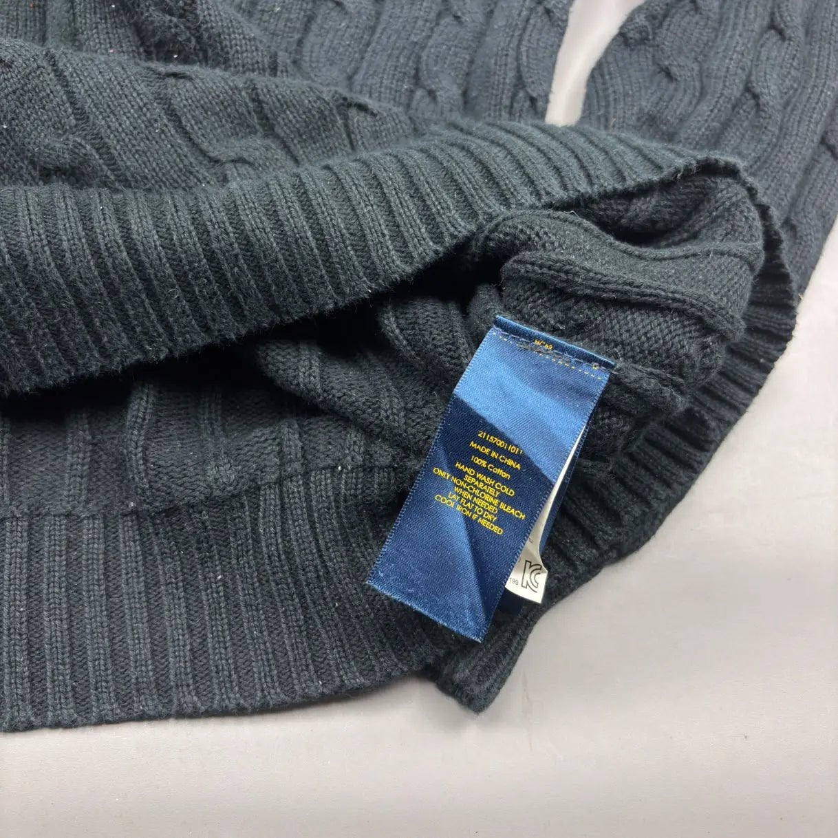 Black Ralph Lauren Knitted V - Neck - L - Excellent Condition - Revaleur