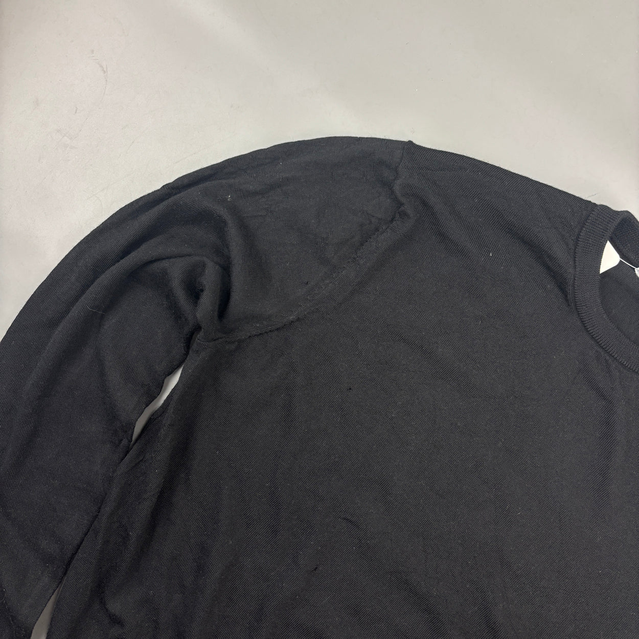 Black Suitsupply Jumper - Men M - Very Good - Revaleur