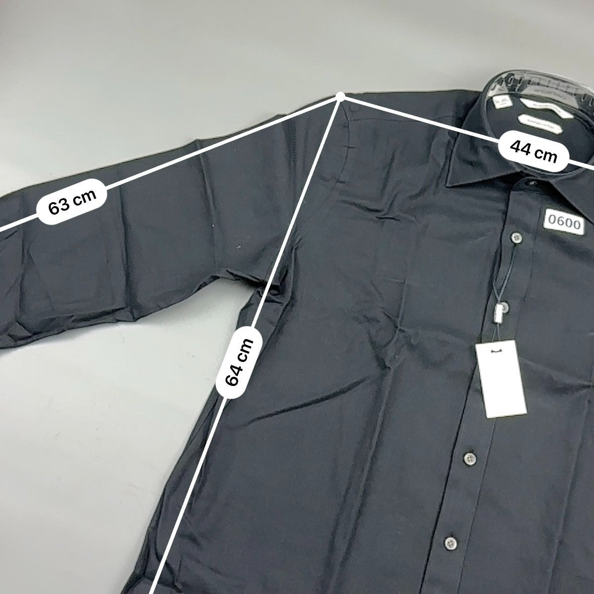 Black Suitsupply Shirt - 40 - New With Tags - Revaleur