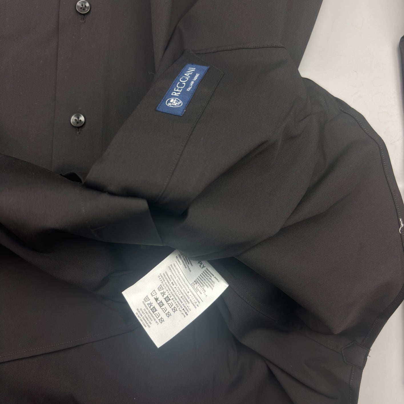 Black Suitsupply Shirt - Men 39 - New With Tags - Revaleur