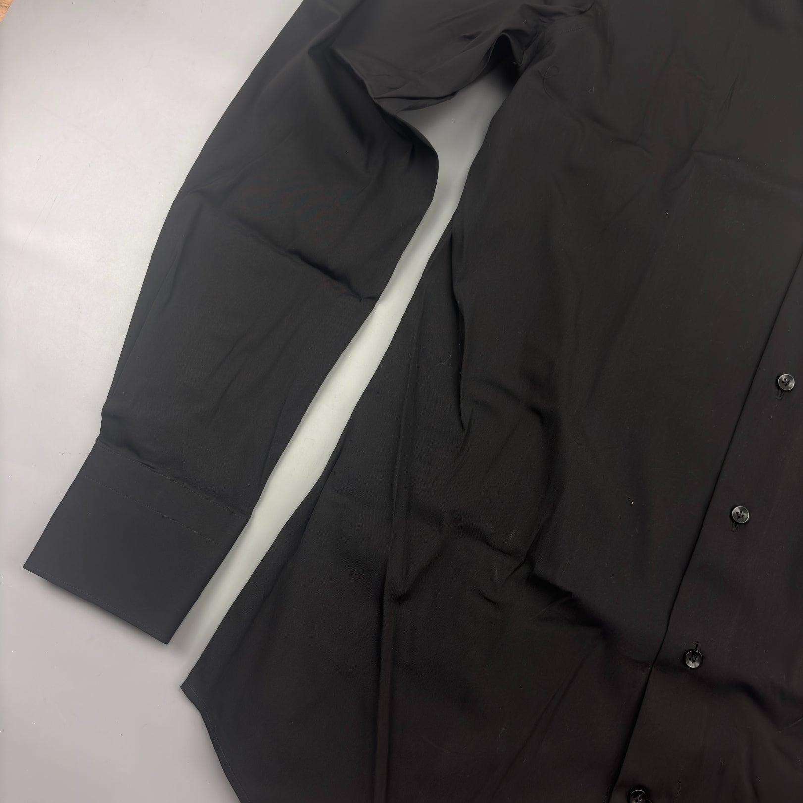 Black Suitsupply Shirt - Men 39 - New With Tags - Revaleur