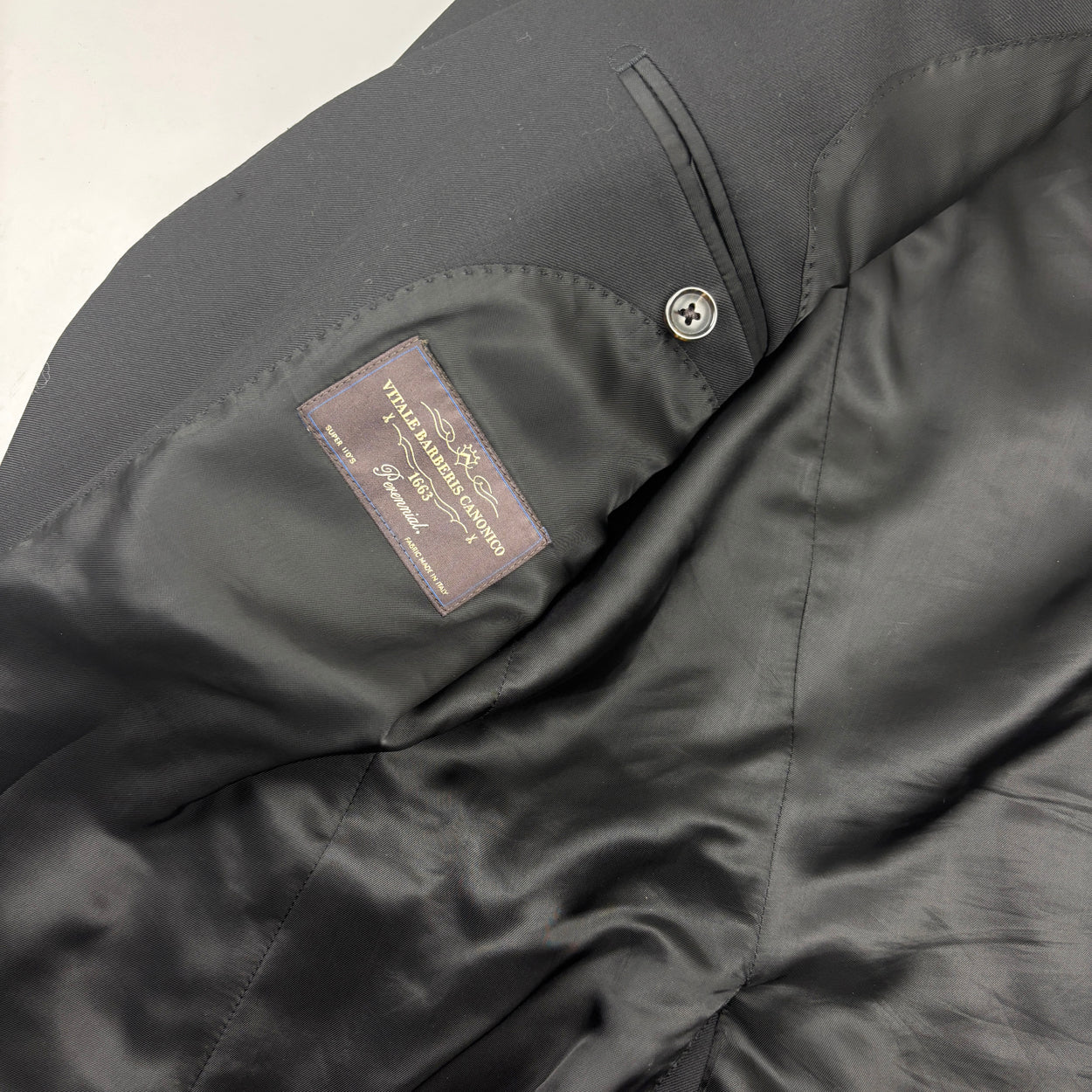 Black Suitsupply Suit - Men Blazer 52 - Very Good - Revaleur