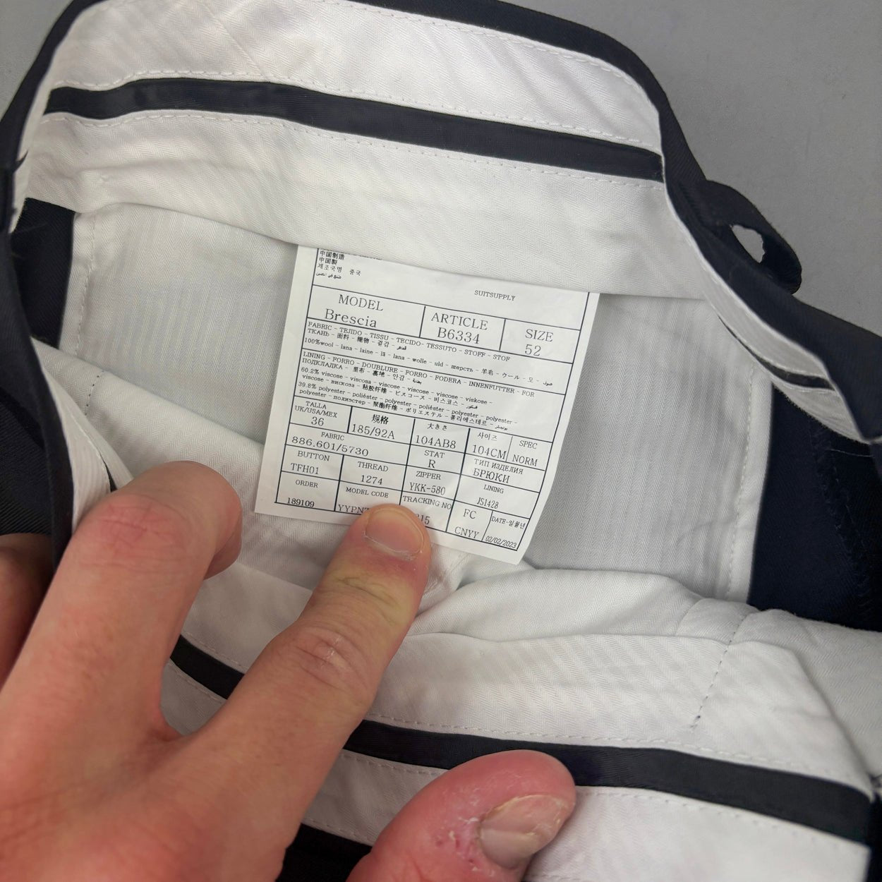 Black Suitsupply Suit - Men Blazer 52 - Very Good - Revaleur