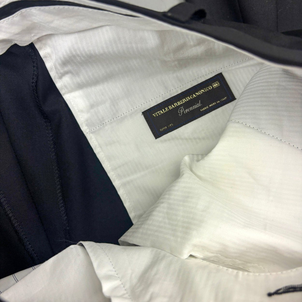 Black Suitsupply Suit - Men Blazer 52 - Very Good - Revaleur