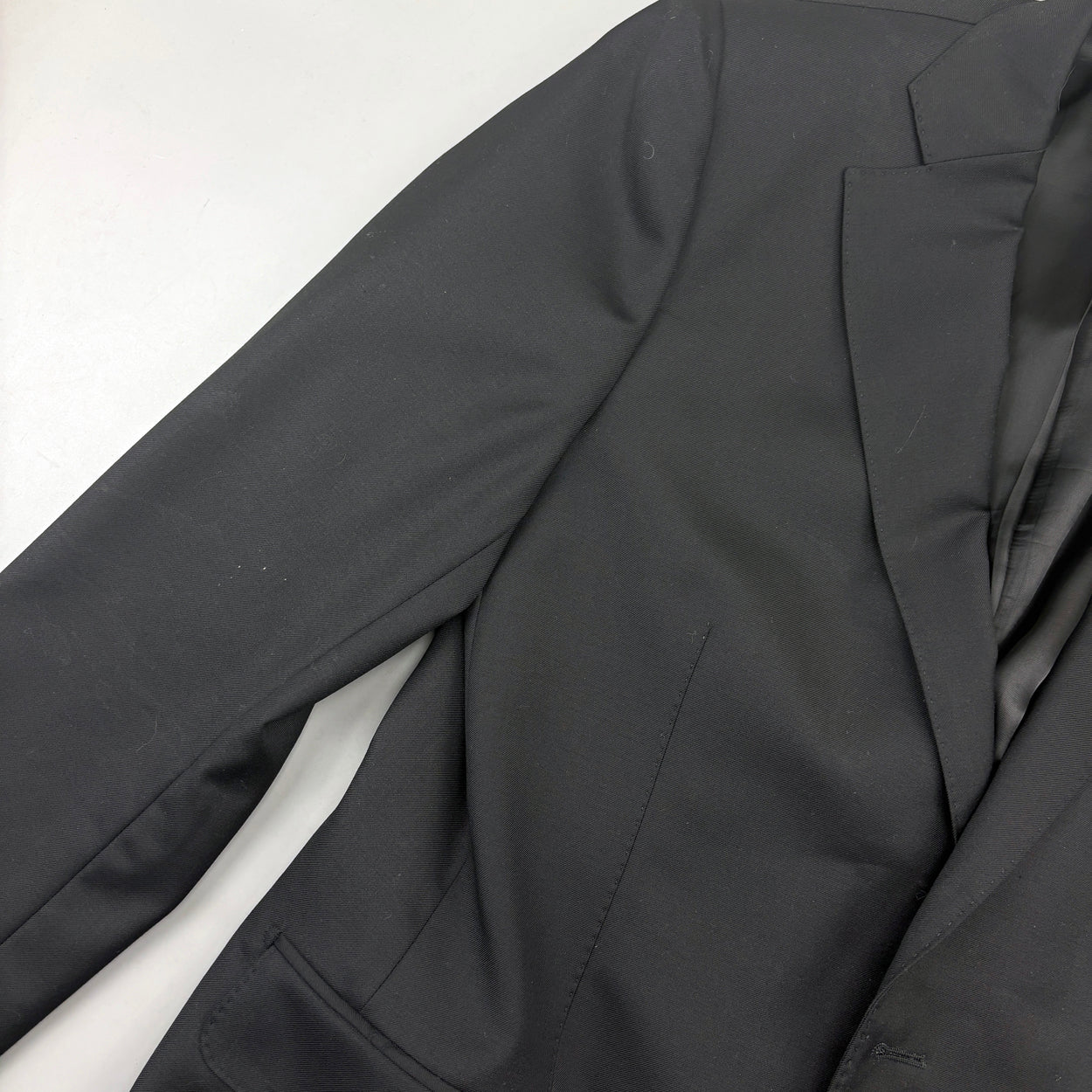 Black Suitsupply Suit - Men Blazer 52 - Very Good - Revaleur