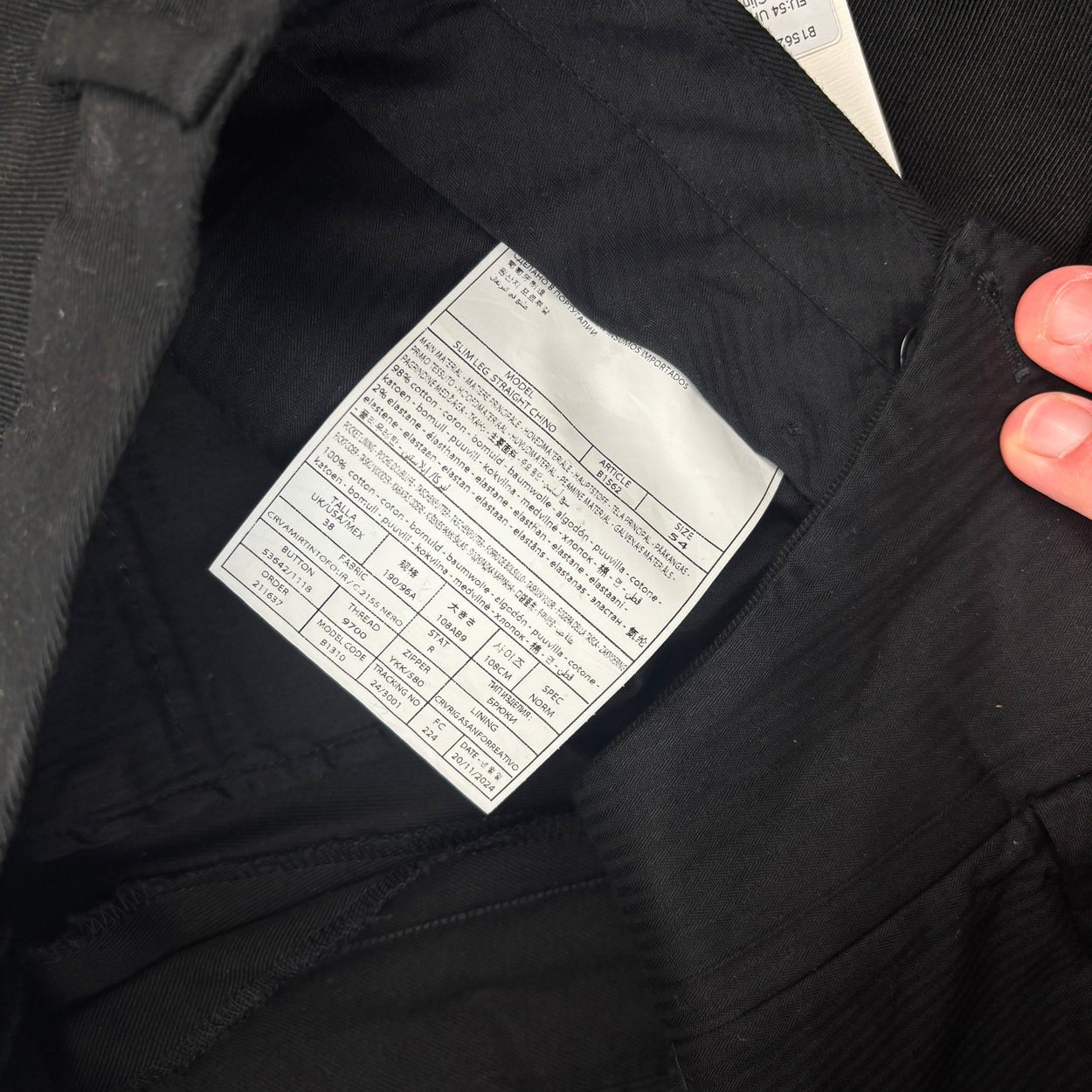 Black Suitsupply Trousers - Men W38 - New With Tags - Revaleur