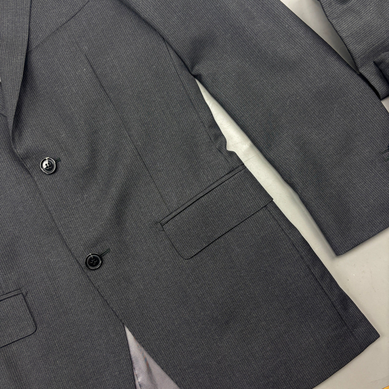 Black/Grey Suitsupply Suit - Men Blazer 46 - Very Good - Revaleur