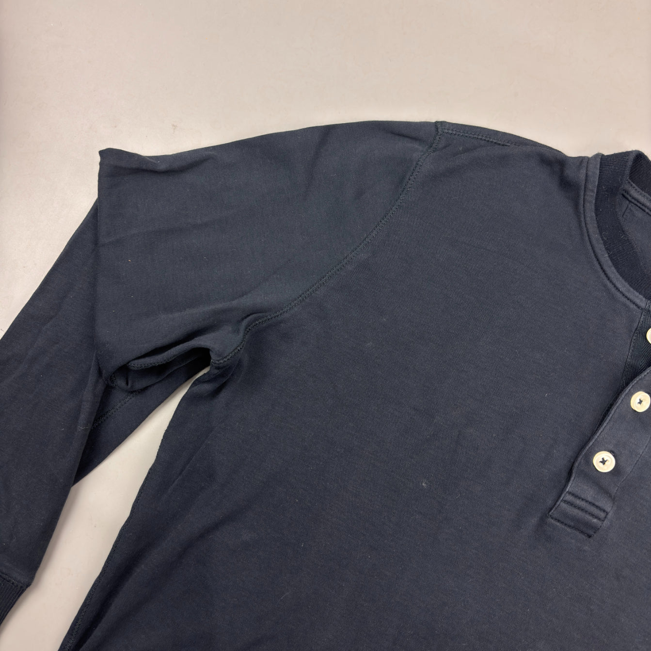 Blue Suitsupply Henley - Men L - Very Good - Revaleur