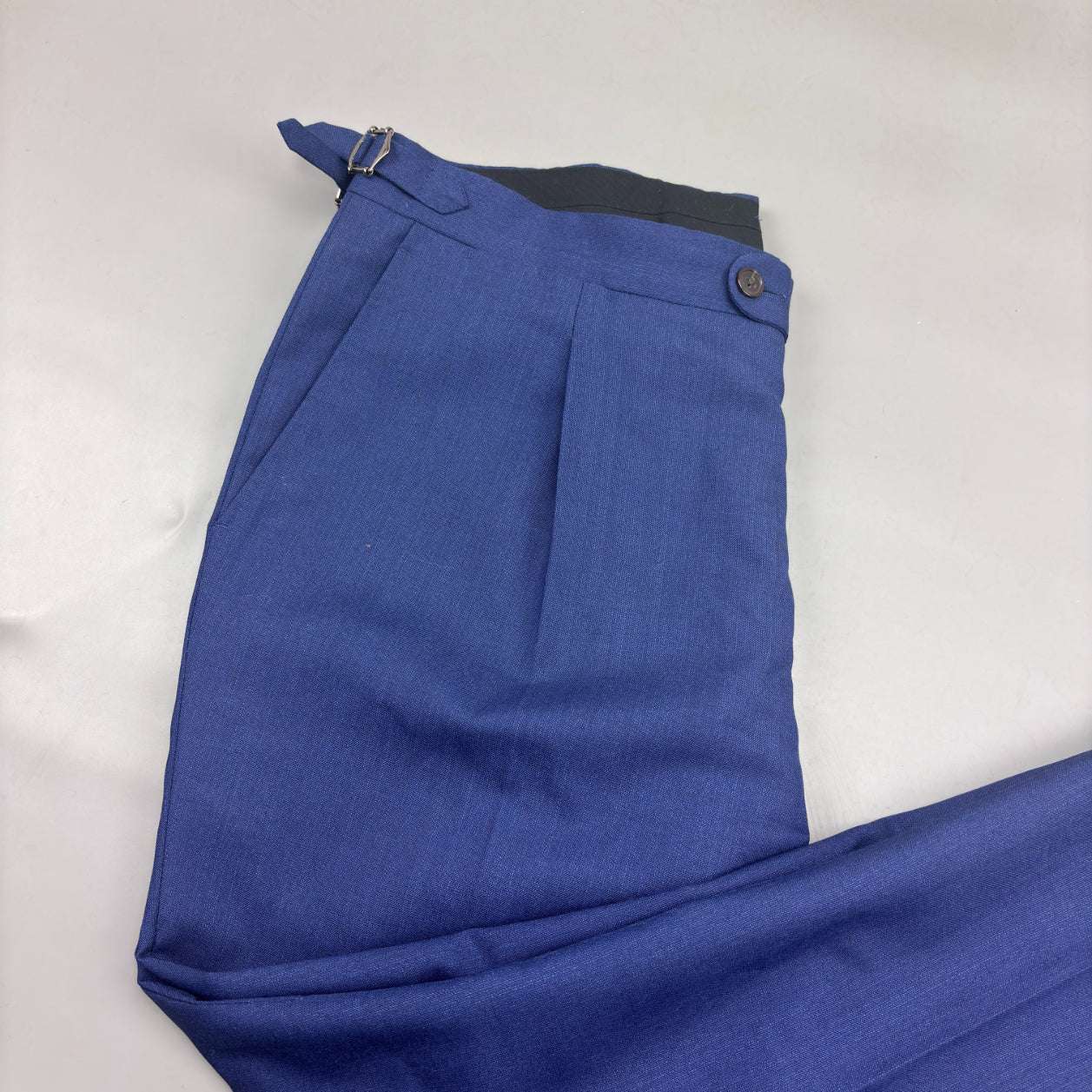 Blue Suitsupply Trousers - Men W38 - Very Good - Revaleur