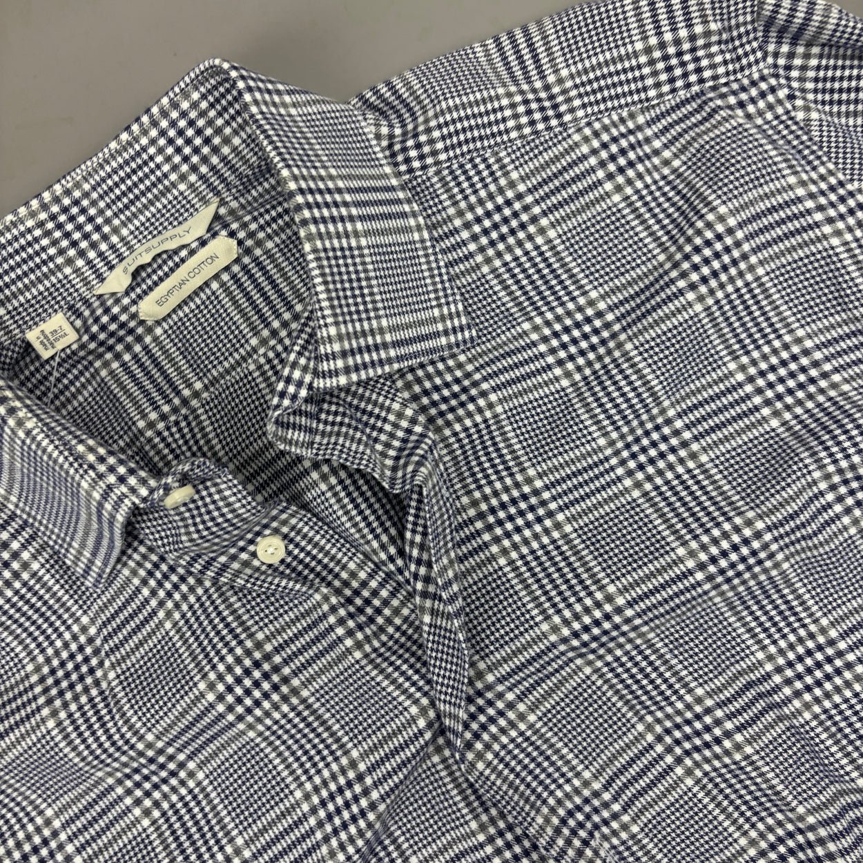 Blue/White Suitsupply Shirt - Men 39 - Very Good - Revaleur