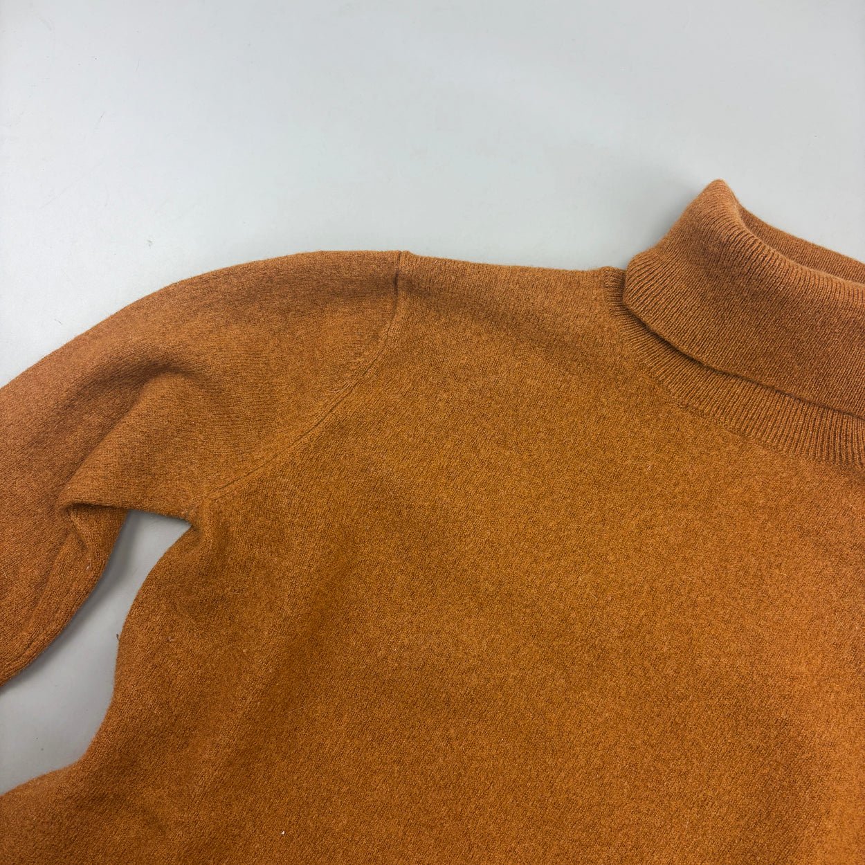Brown Massimo Dutti Turtleneck - Women M - Very Good - Revaleur