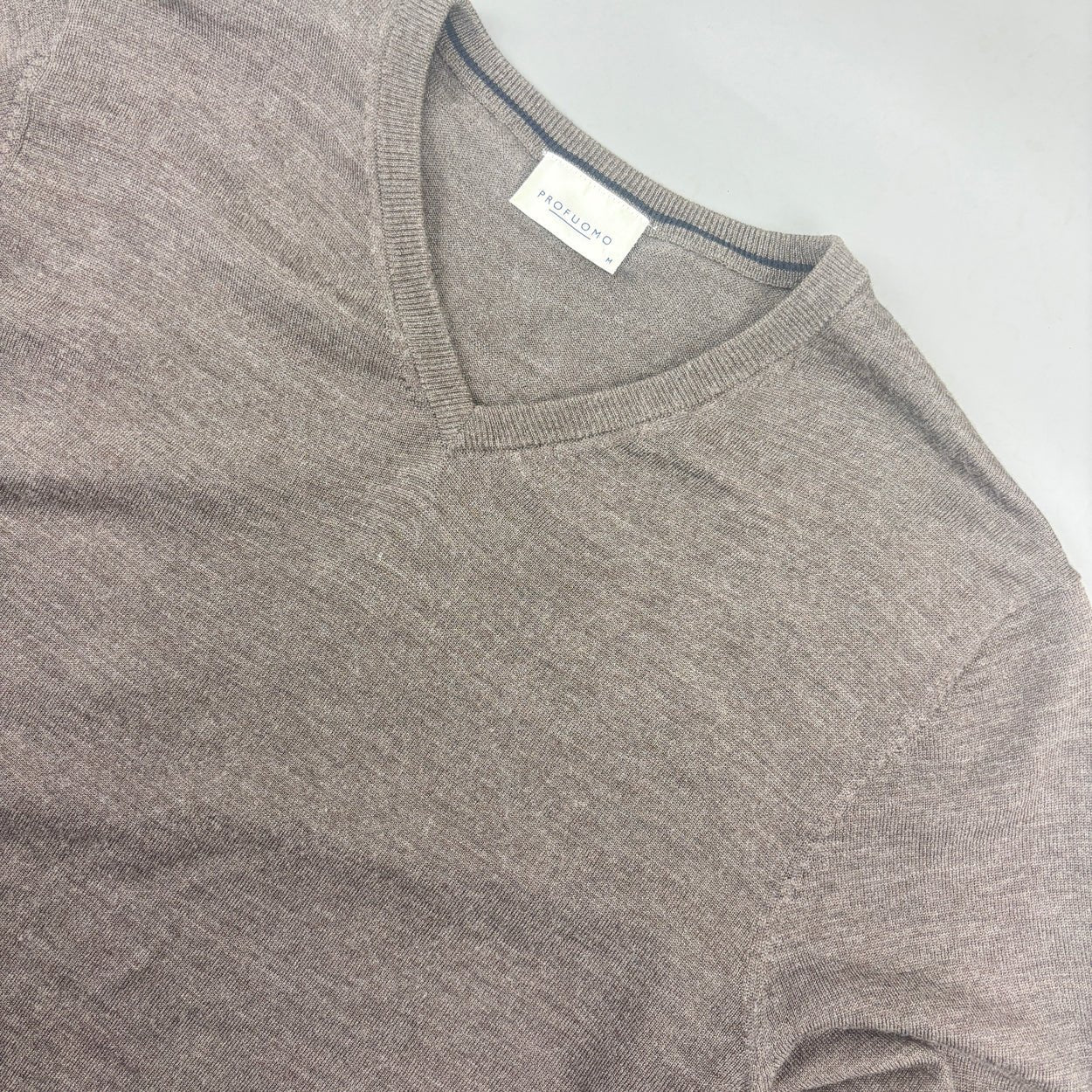 Brown Profuomo V - neck Sweater - Men M - Very Good - Revaleur