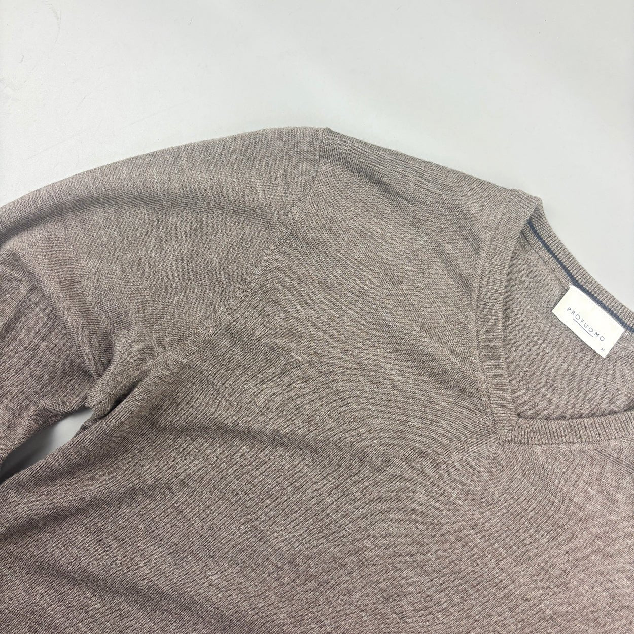 Brown Profuomo V - neck Sweater - Men M - Very Good - Revaleur