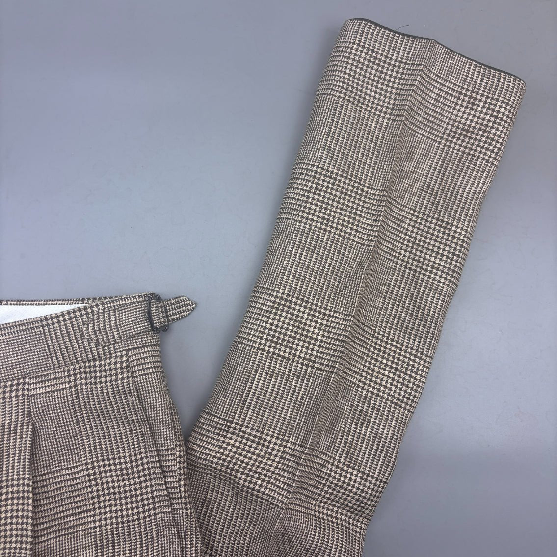 Brown Suitsupply Trousers - Men W26 - New With Tags - Revaleur