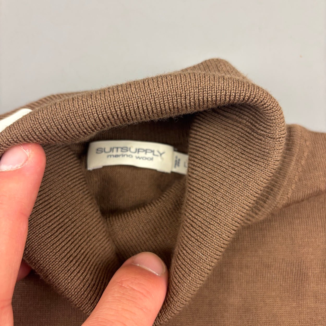 Brown Suitsupply Turtleneck - Men L - New - Revaleur