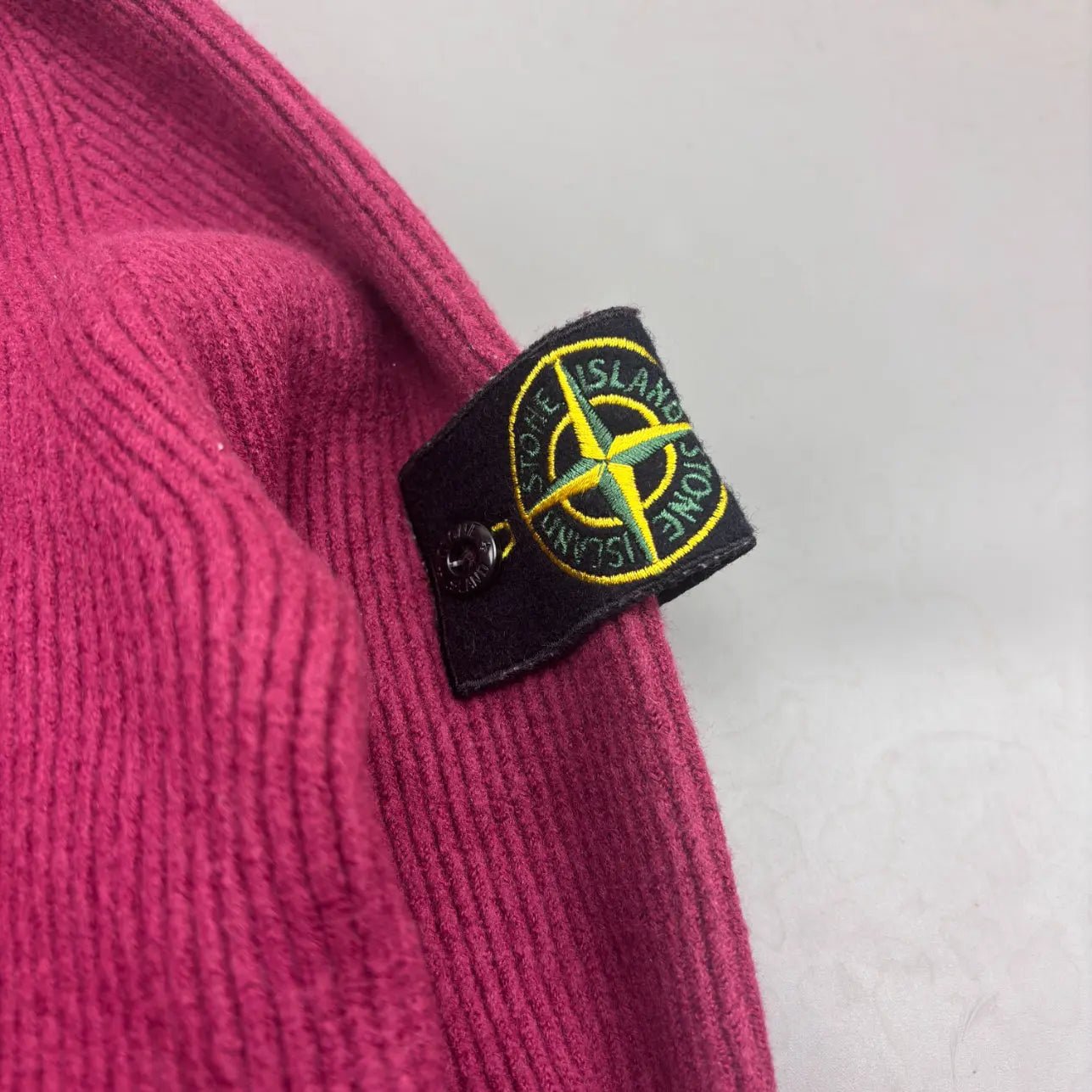 Burgundy Authentic Stone Island Knitted Jumper - S - New, Never Worn - Revaleur