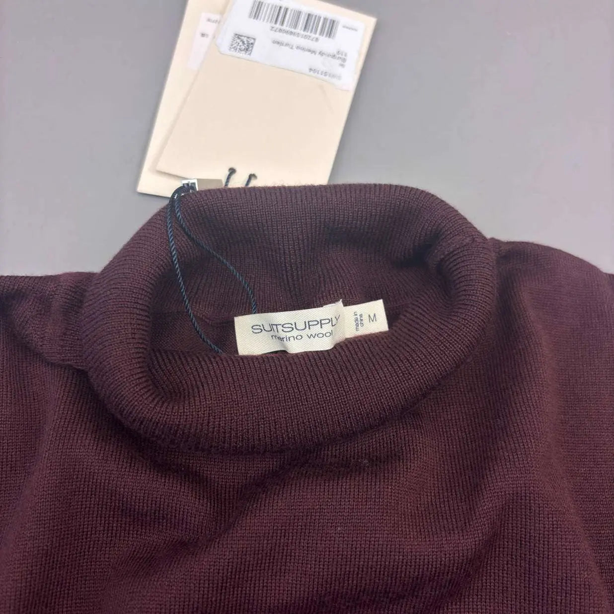 Burgundy Suitsupply Turtleneck - Men M - New With Tags - Revaleur