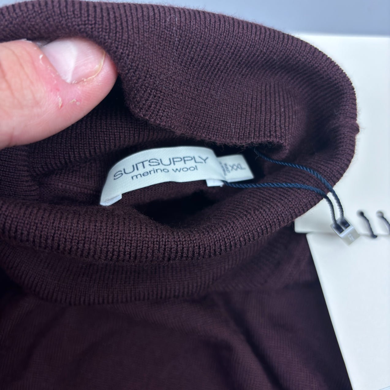 Burgundy Suitsupply Turtleneck - XXL - New With Tags - Revaleur