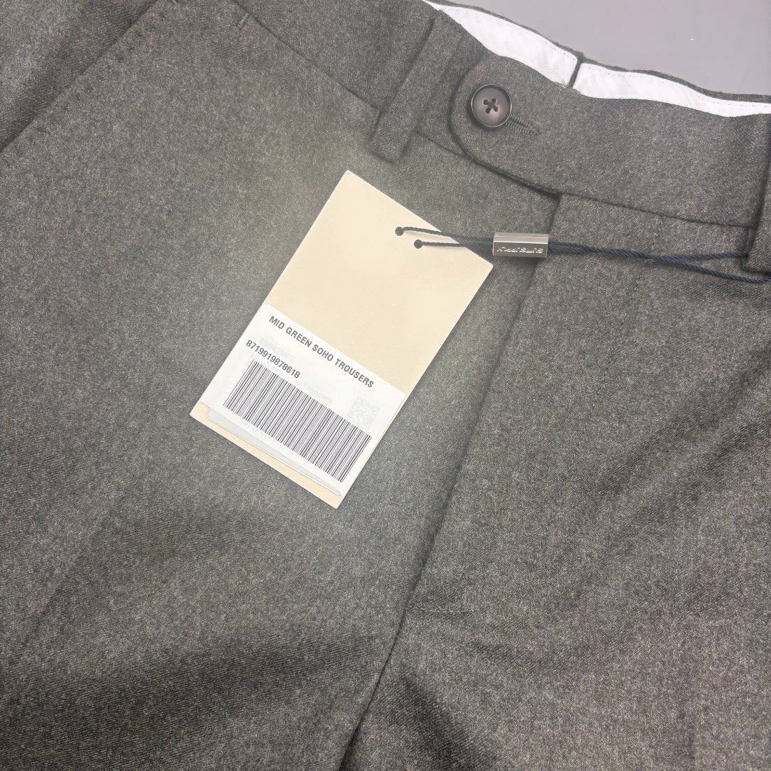 Dark Green Suitsupply Trousers - Men W28 - New With Tags - Revaleur