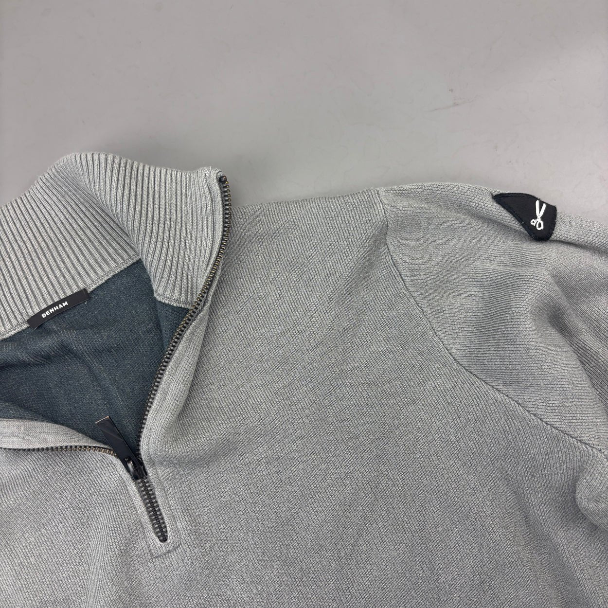 Grey Denham Half Zip - Men M - Very Good - Revaleur