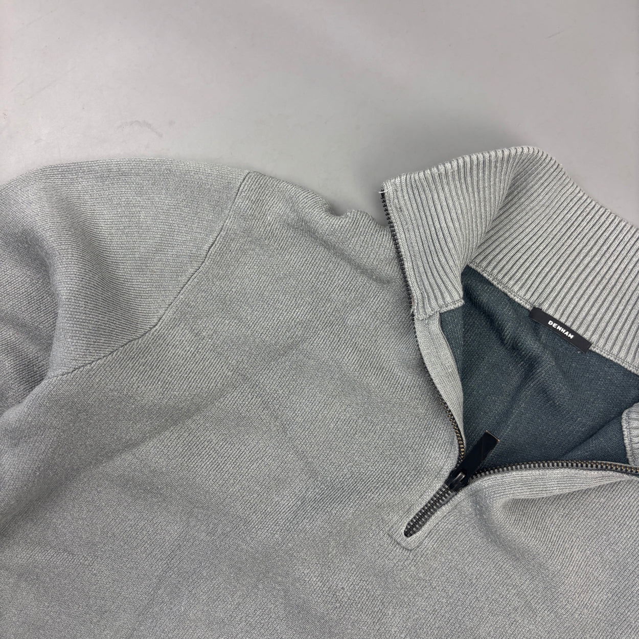 Grey Denham Half Zip - Men M - Very Good - Revaleur