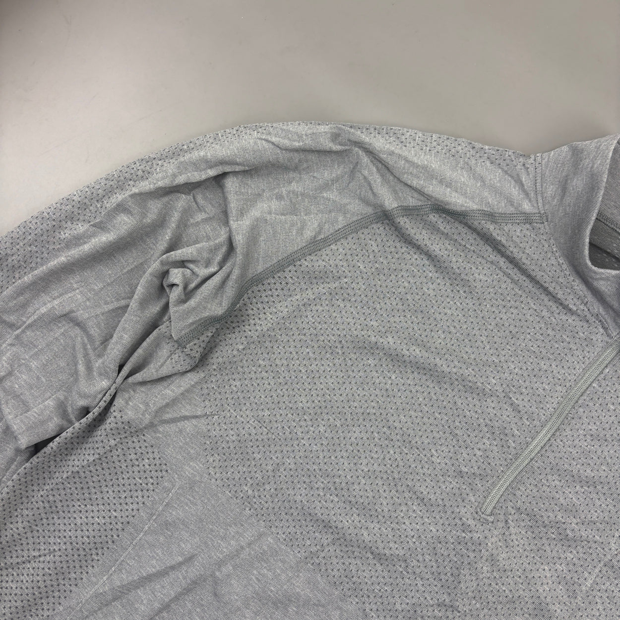 Grey Gymshark Half Zip - Men XL - Very Good - Revaleur