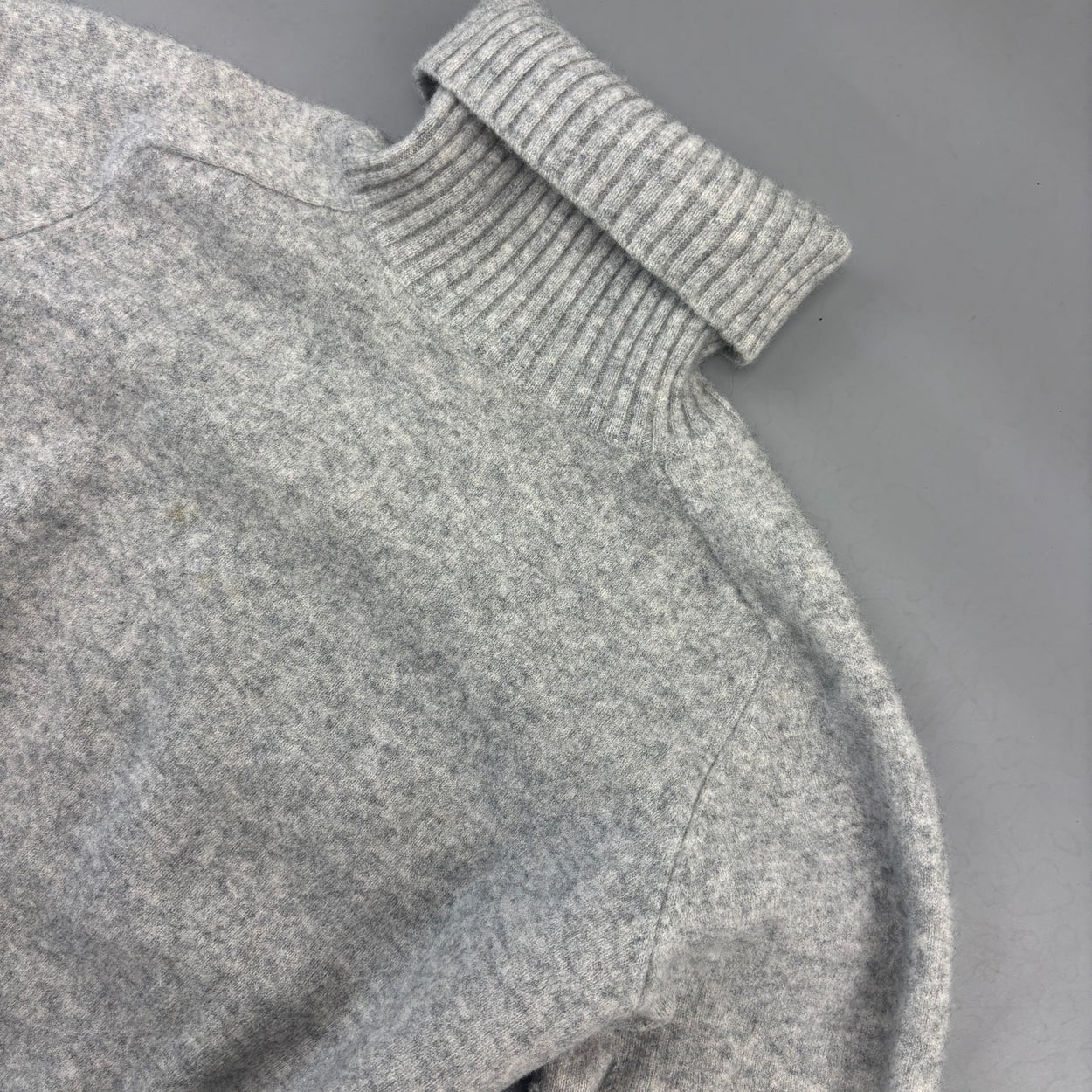 Grey Massimo Dutti Turtleneck - Women L - Very Good - Revaleur