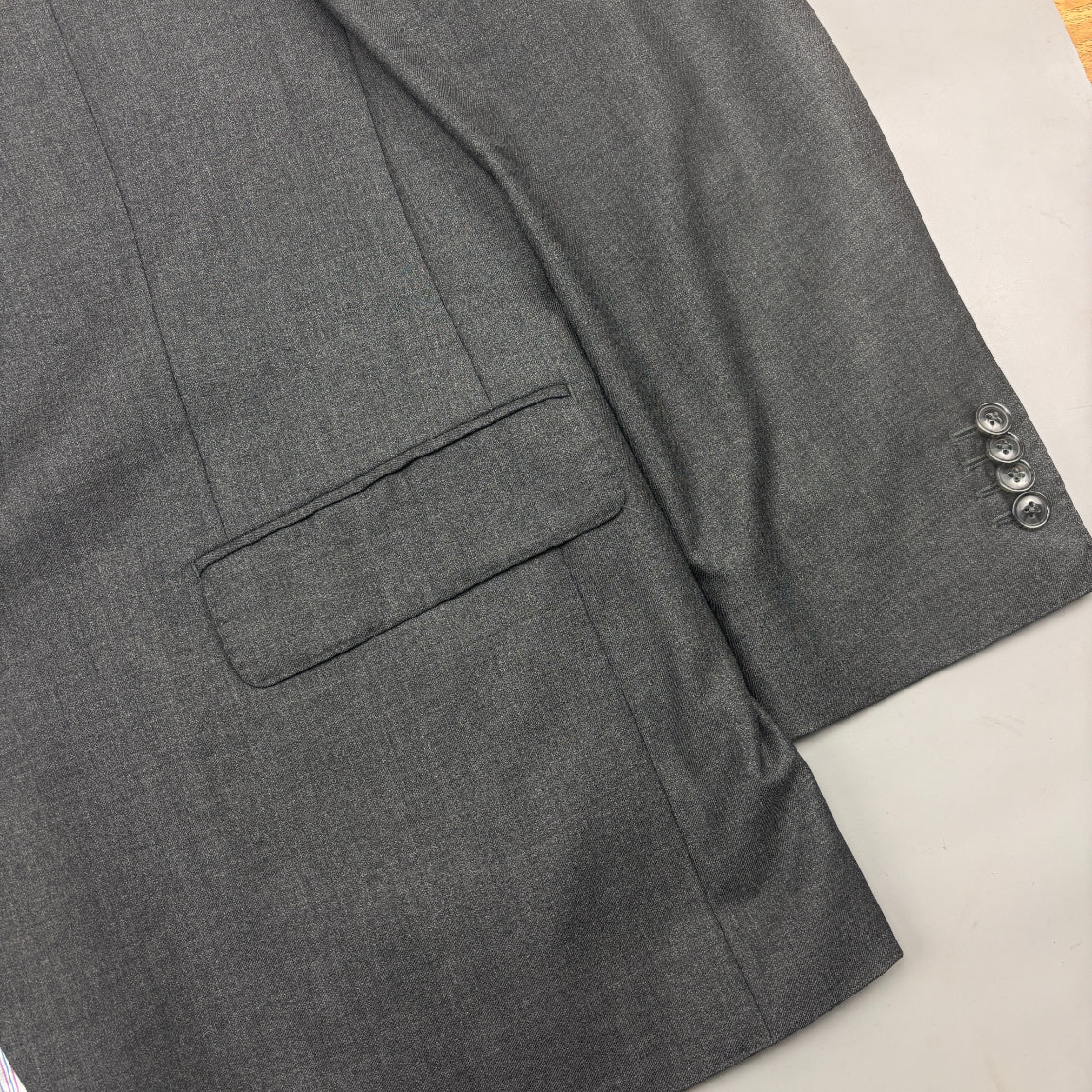 Grey Suitsupply Blazer - Men XL - Very Good - Revaleur