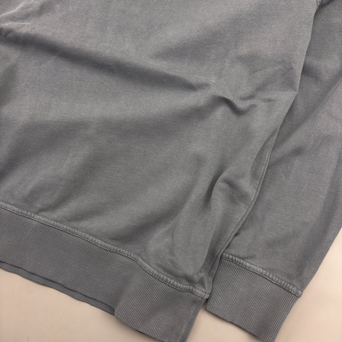 Grey Suitsupply Jumper - Men XL - Very Good - Revaleur