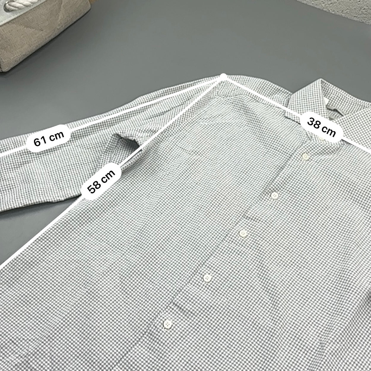 Grey Suitsupply Shirt - Men 37 - Very Good - Revaleur