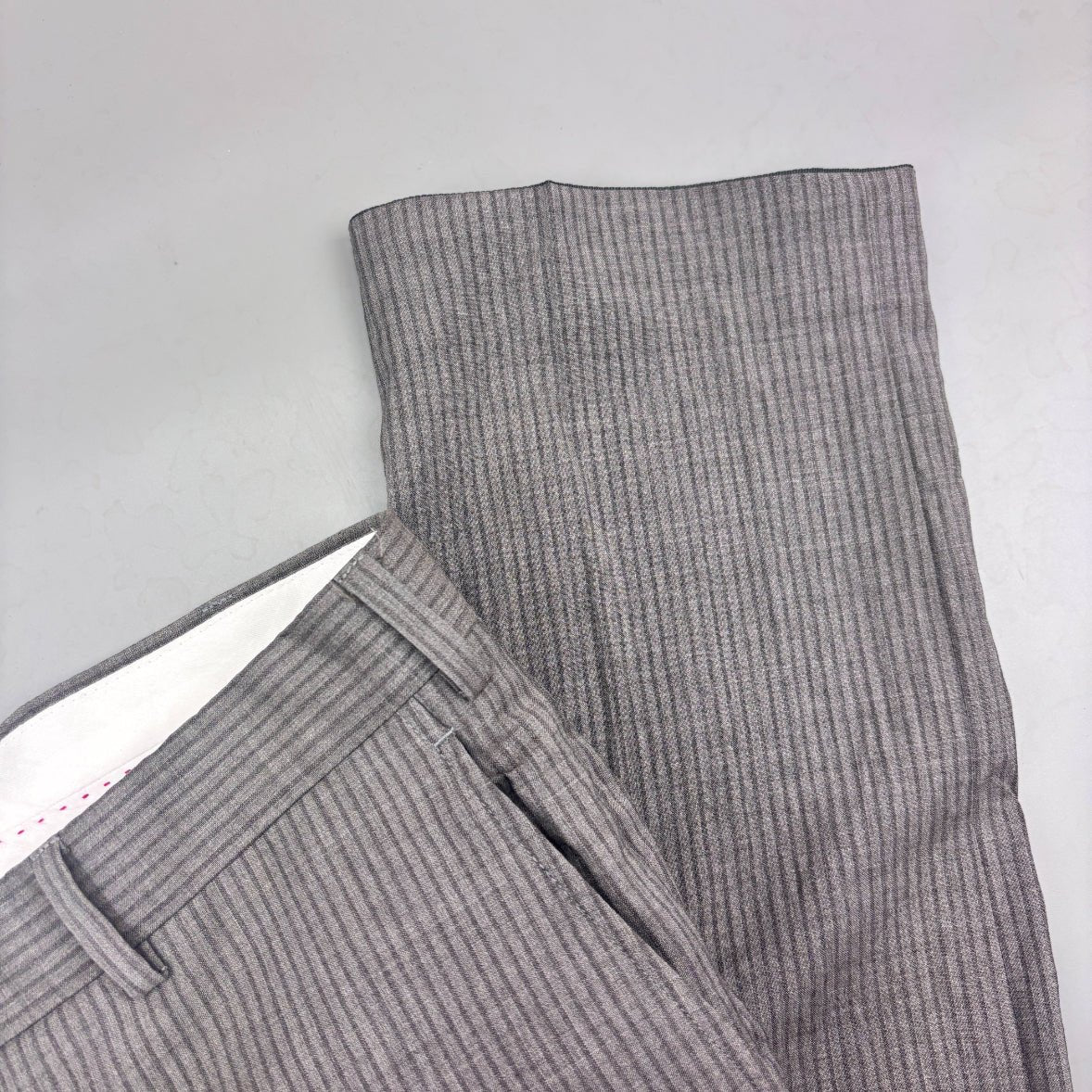 Grey Suitsupply Suit Pants - Men W38 - Very Good - Revaleur